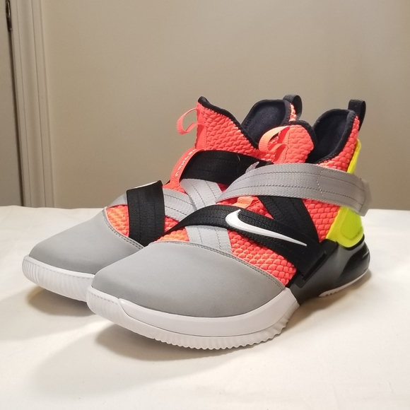 Nike Lebron Soldier XII SFG AO4054 800 - Picture 4 of 10